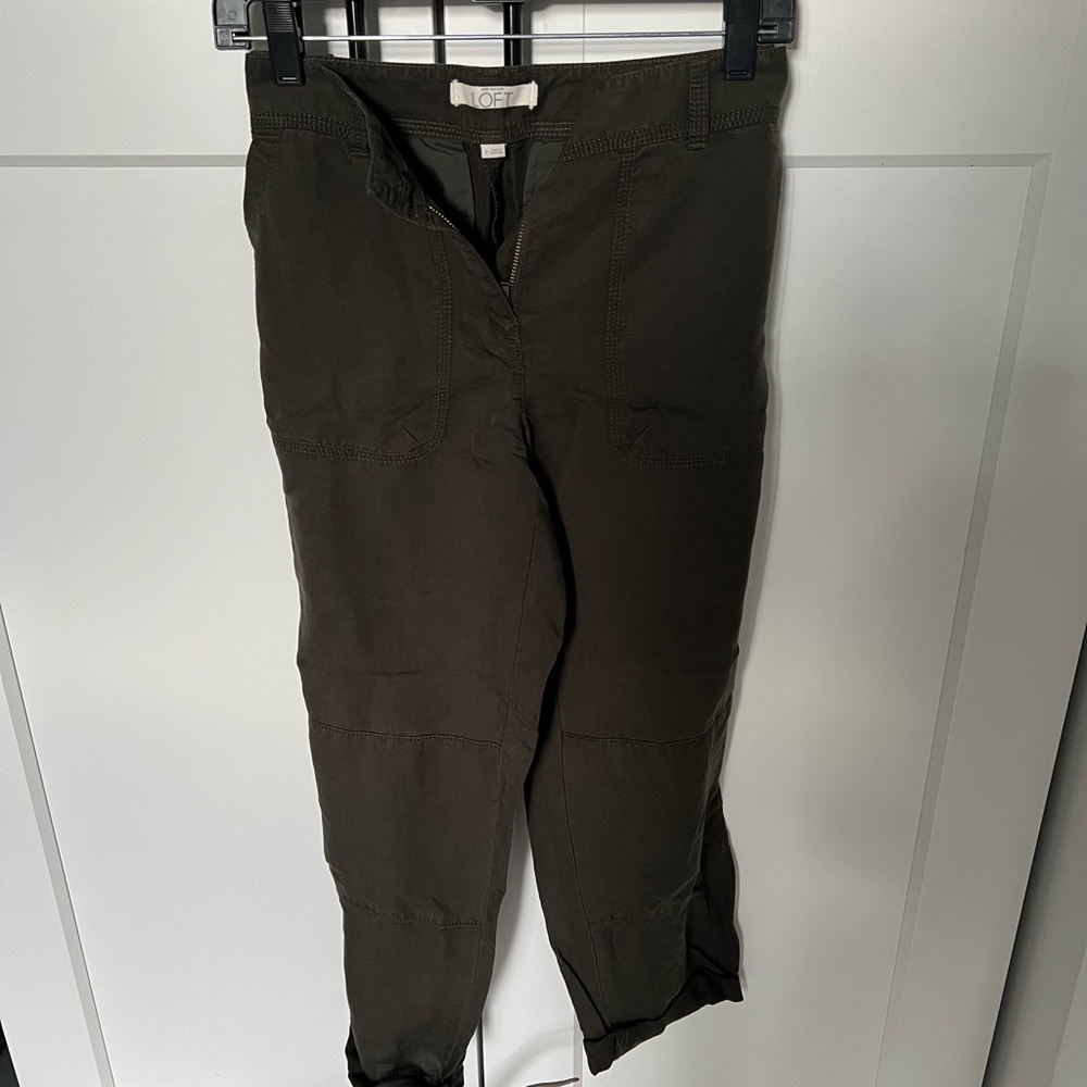 Loft - Army Green Lightweight Pants - 8